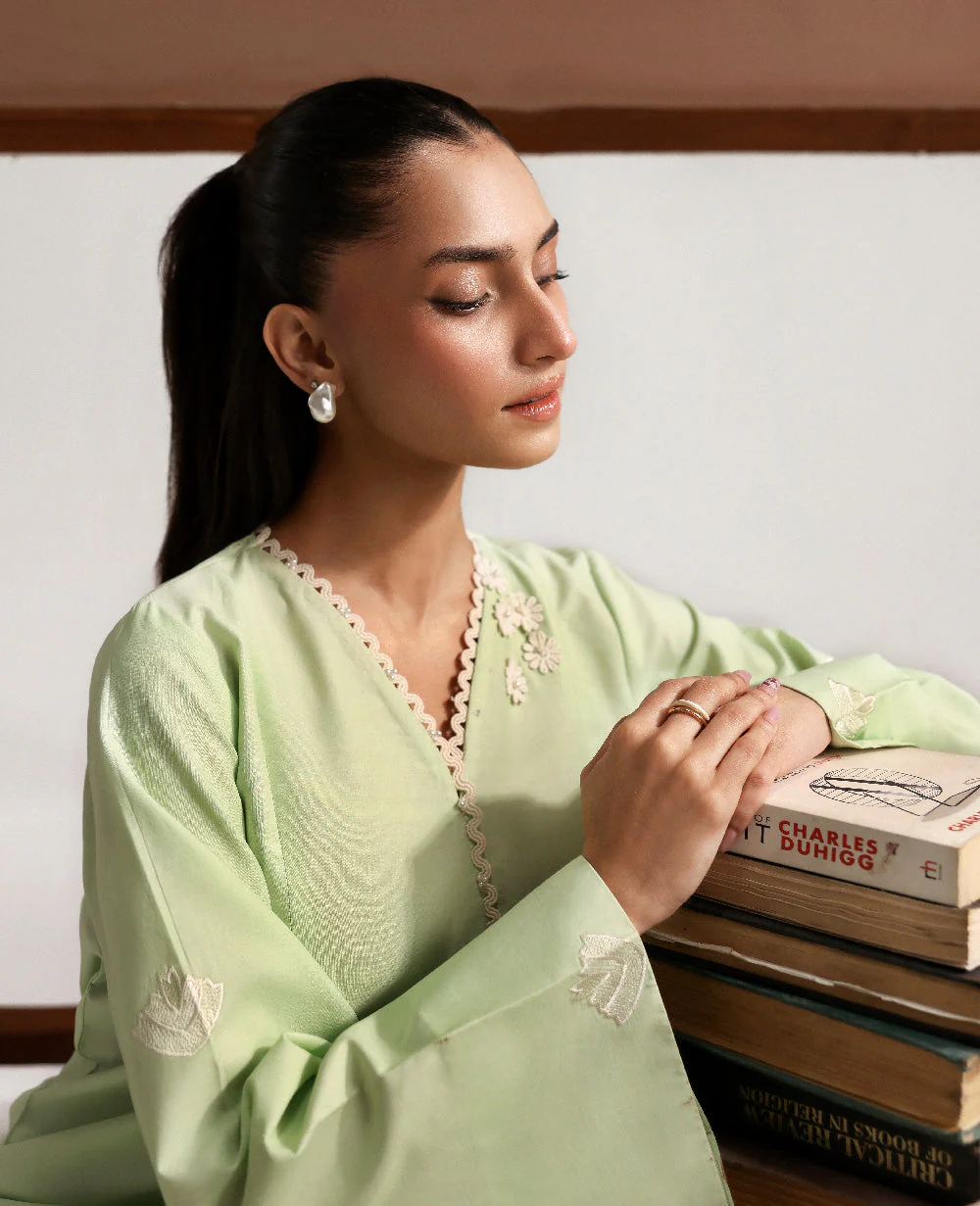 Amelle - Image 4