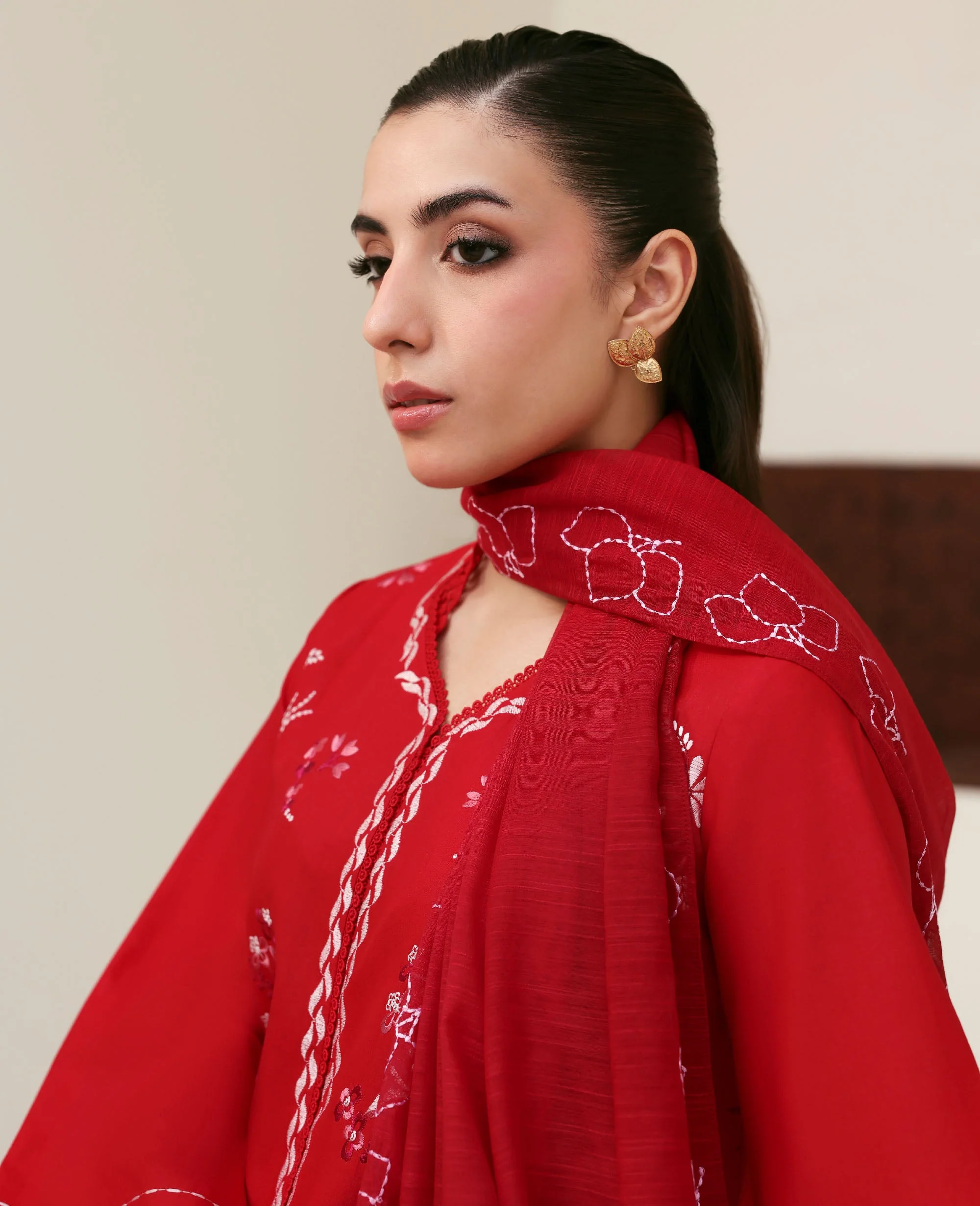 Capucine - Image 3
