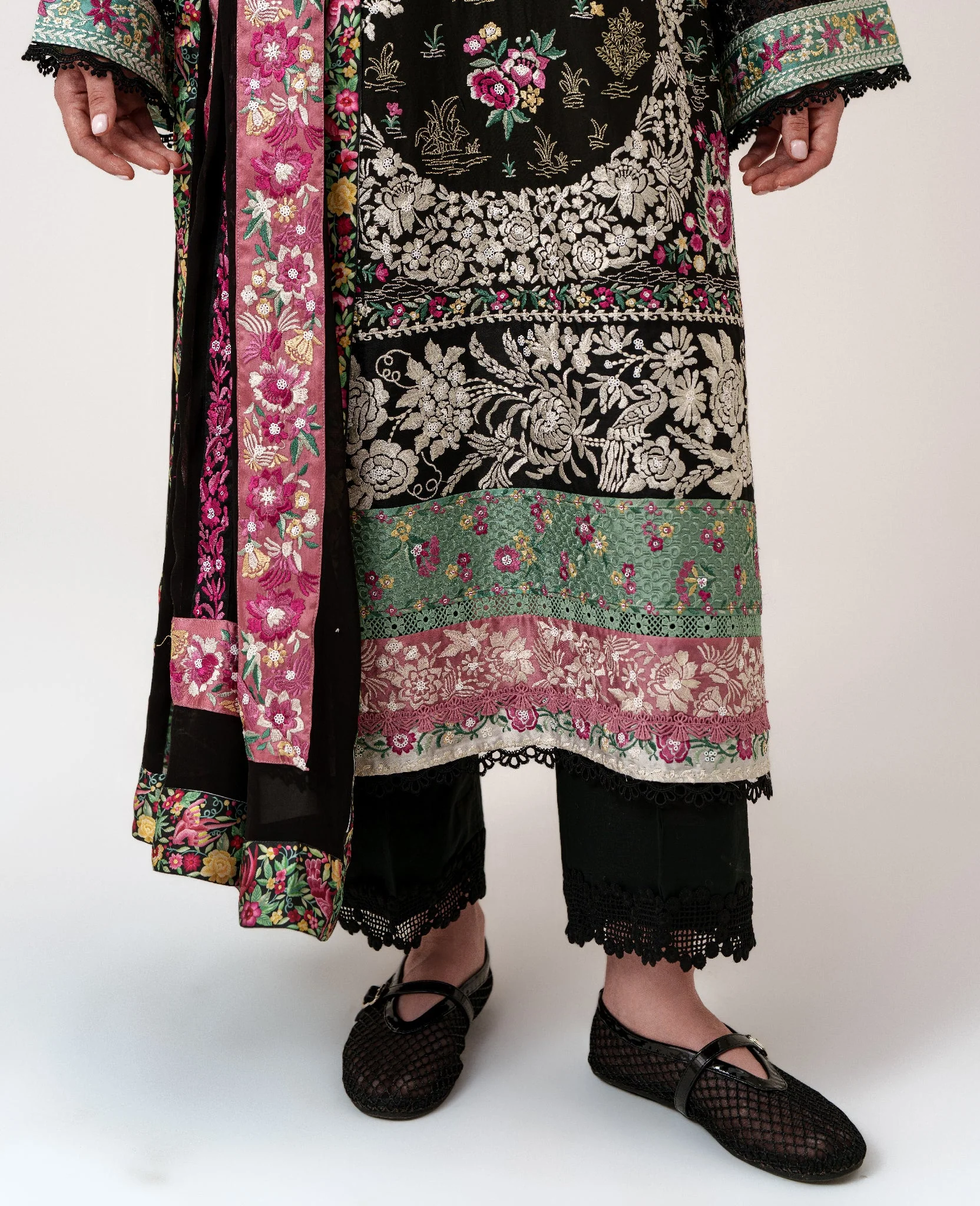 Elia (Stitched) - Image 4