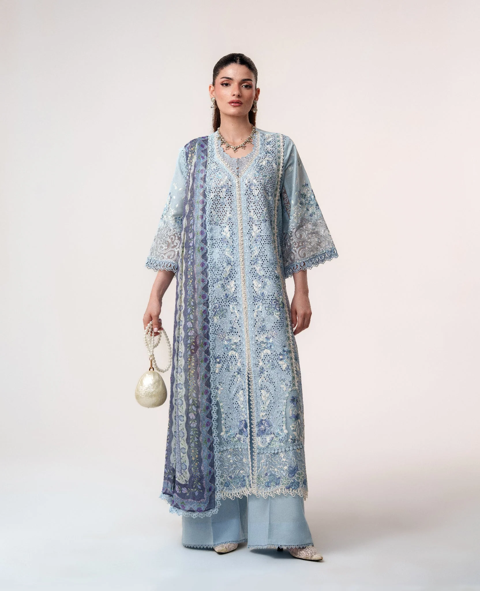Iris (Stitched) - Image 3