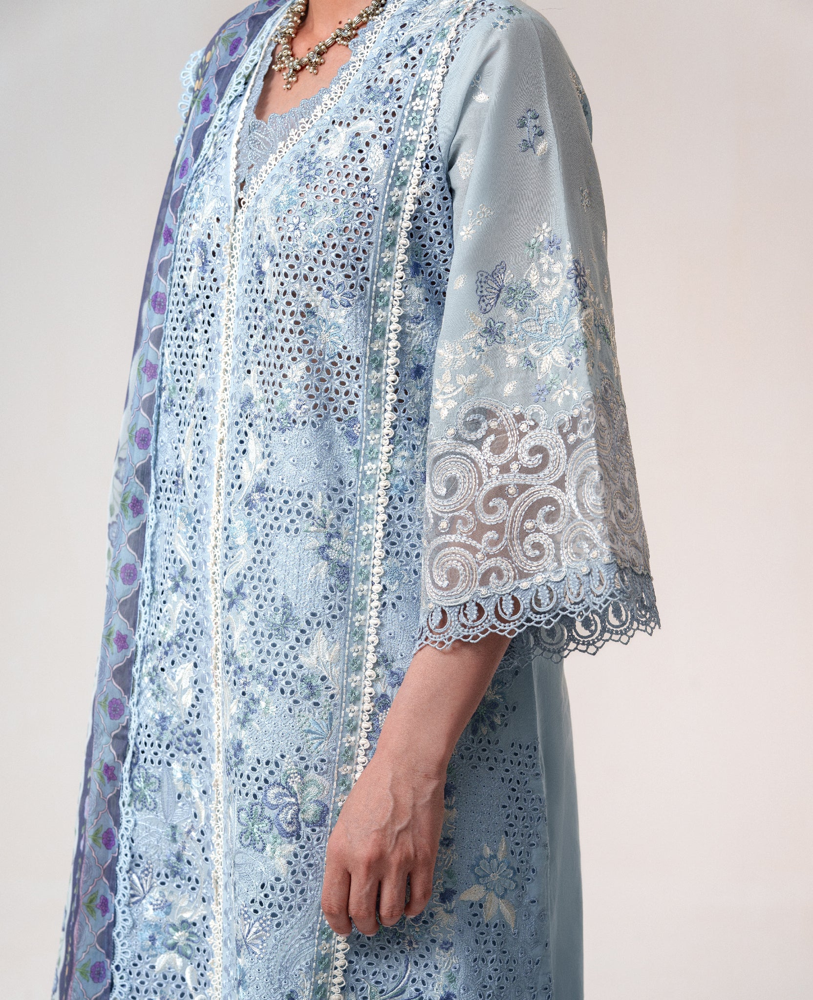 Iris (Stitched) - Image 6
