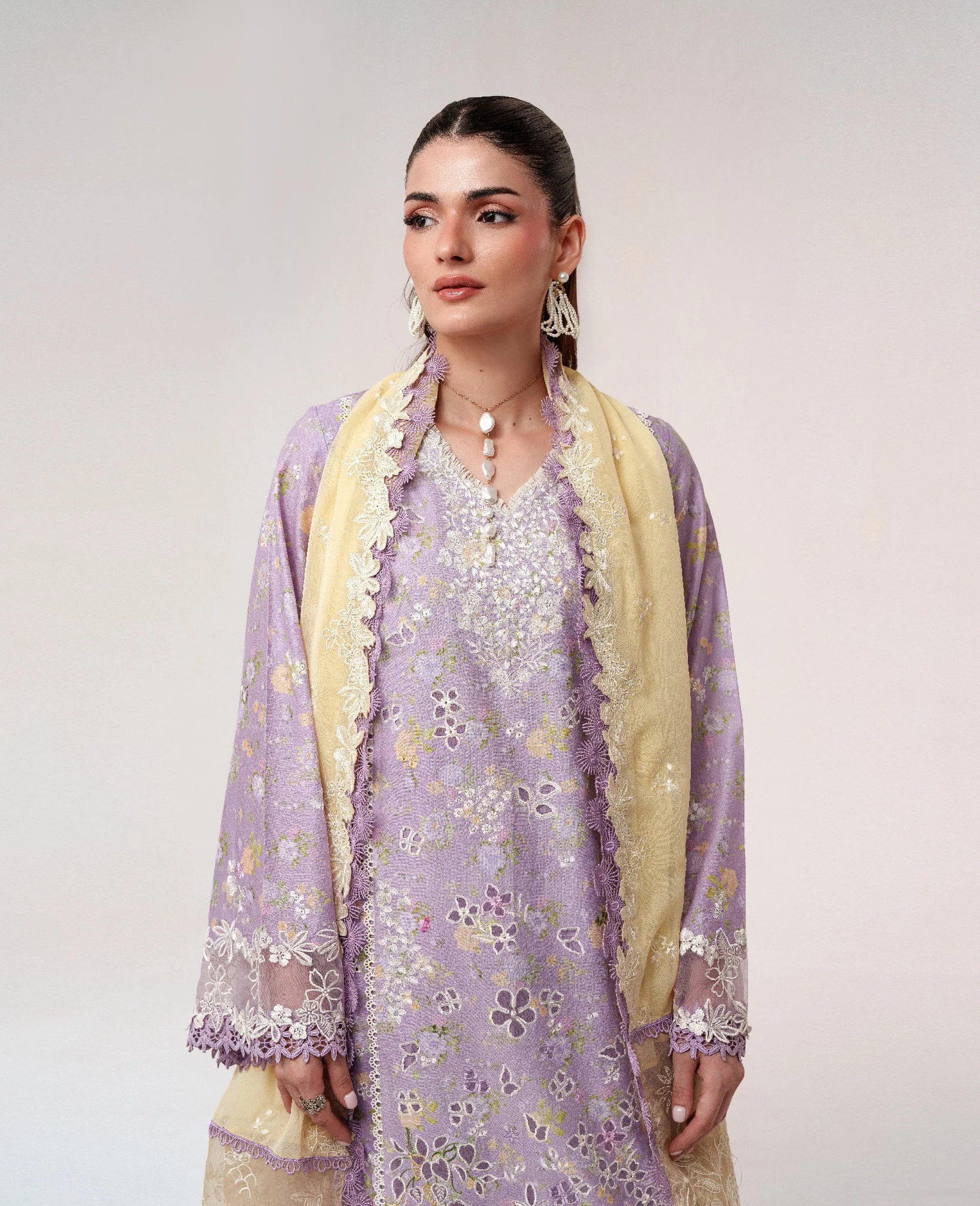 Licci (Stitched) - Image 2