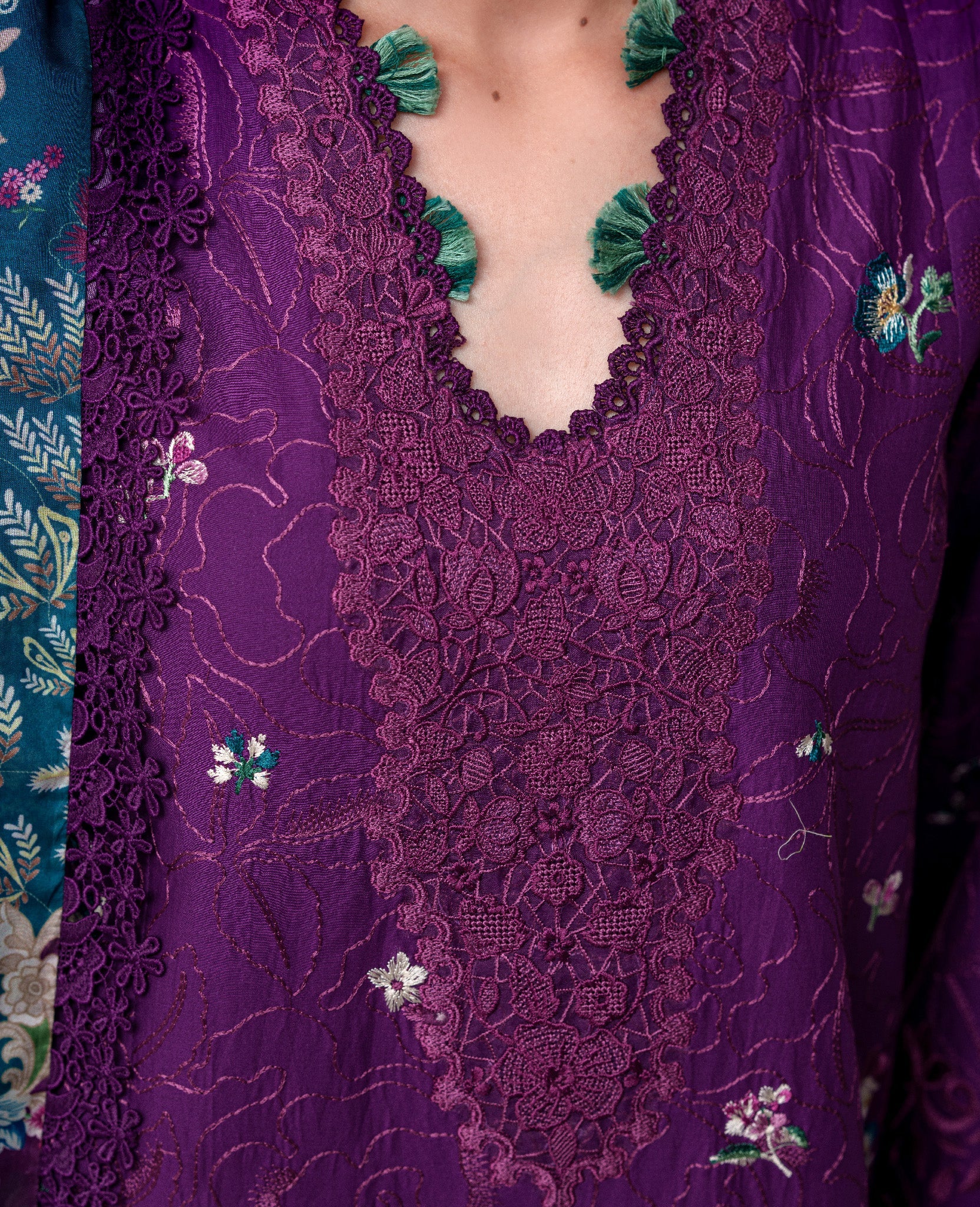 Nia (Stitched) - Image 3