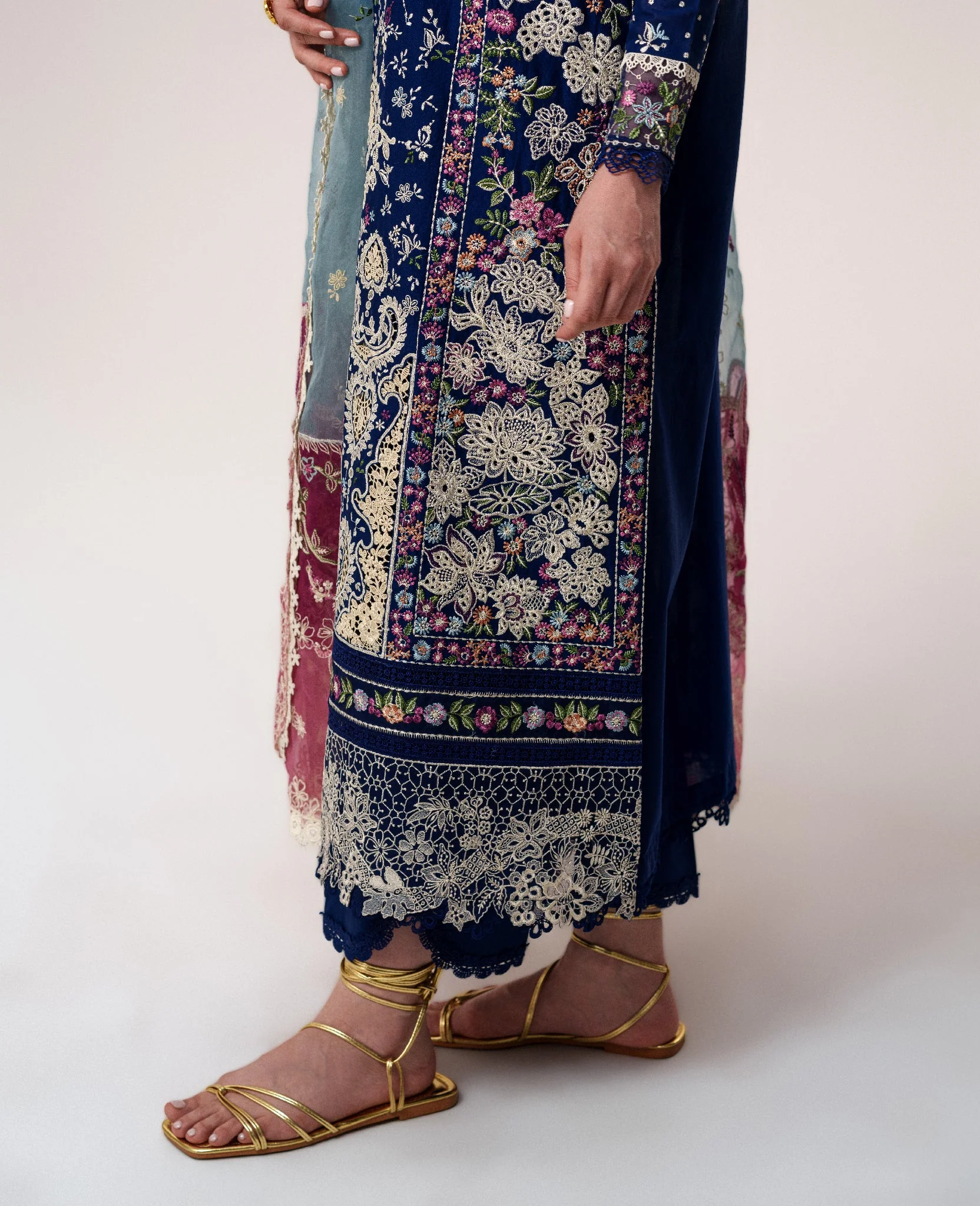 Sia (Stitched) - Image 6