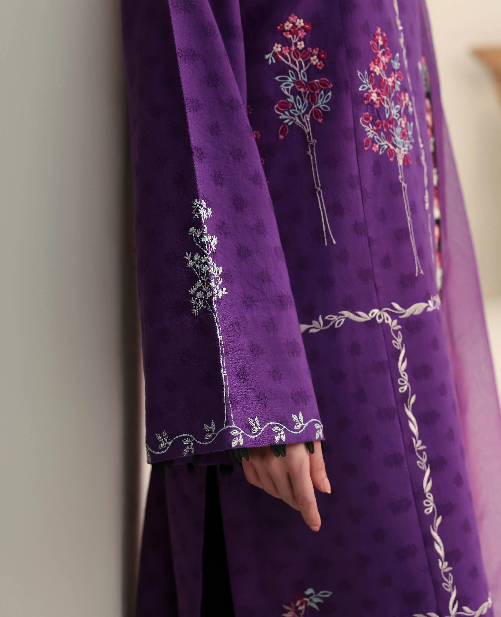Violette - Image 6