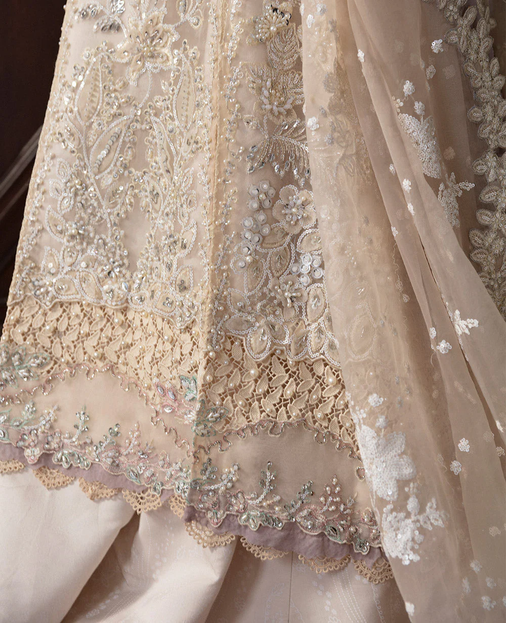 Elodie (WF-17) - Image 5